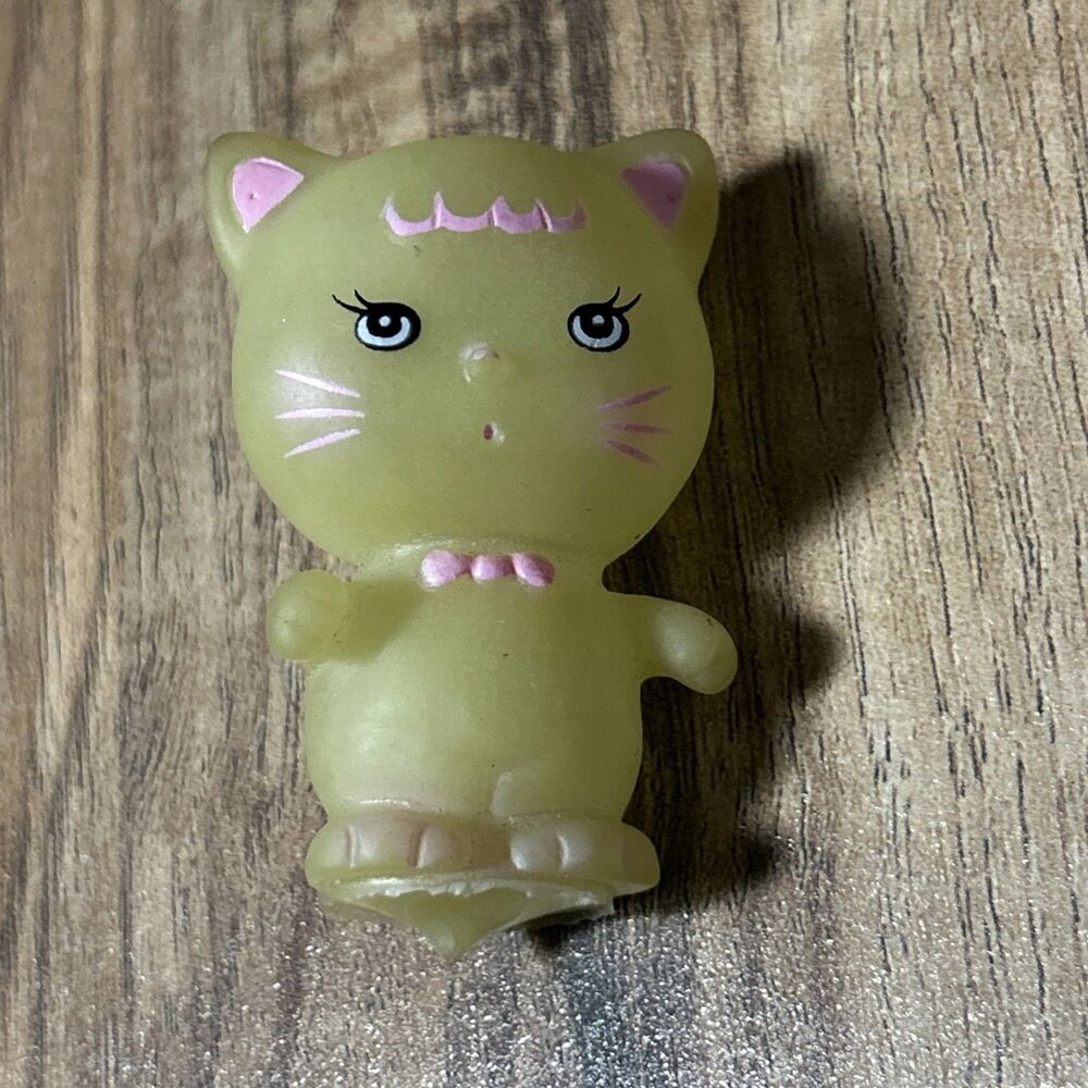 Vintage Playful Pets Glow in the Dark Squishy Figure 2.5 Inch
